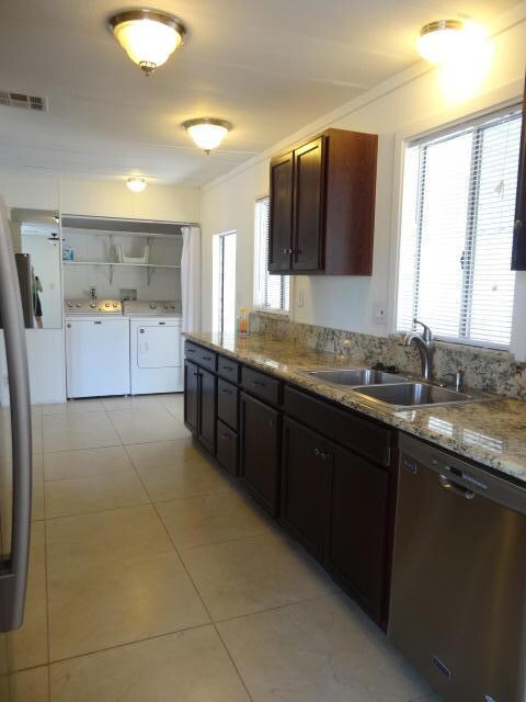 14 Diamond E Dr, Palm Desert, CA 92260 - photo 2