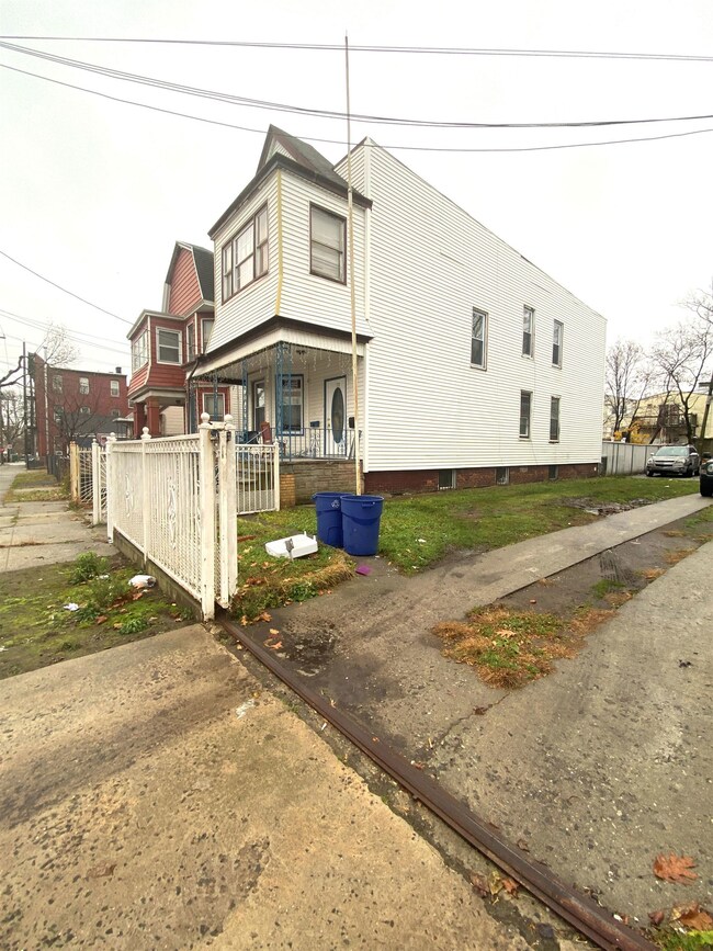 73 Pearsall Ave, Jersey City, NJ 07305 - photo 2