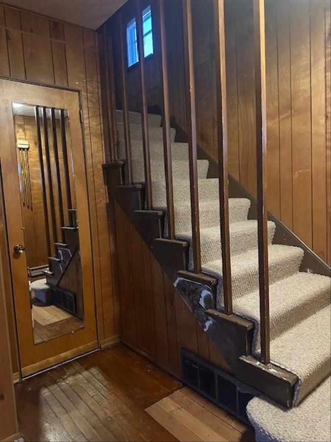 330 N 46th Ave W, Duluth, MN 55807 - photo 6