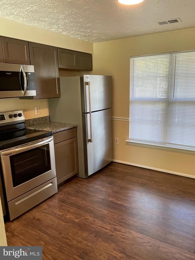 7105 Branchwood Place, Clinton, MD 20735 - photo 6