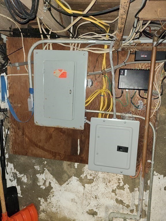 17 Hall St, Lawrence, MA 01841 - photo 2