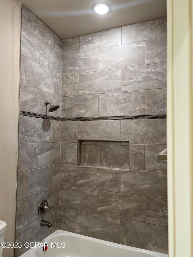 13244 Verwood Dr, Horizon City, TX 79928 - photo 6