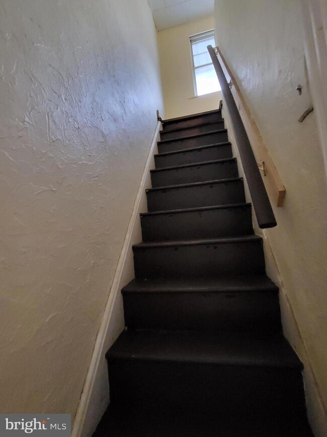 404 Printz St, Reading, PA 19606 - photo 7