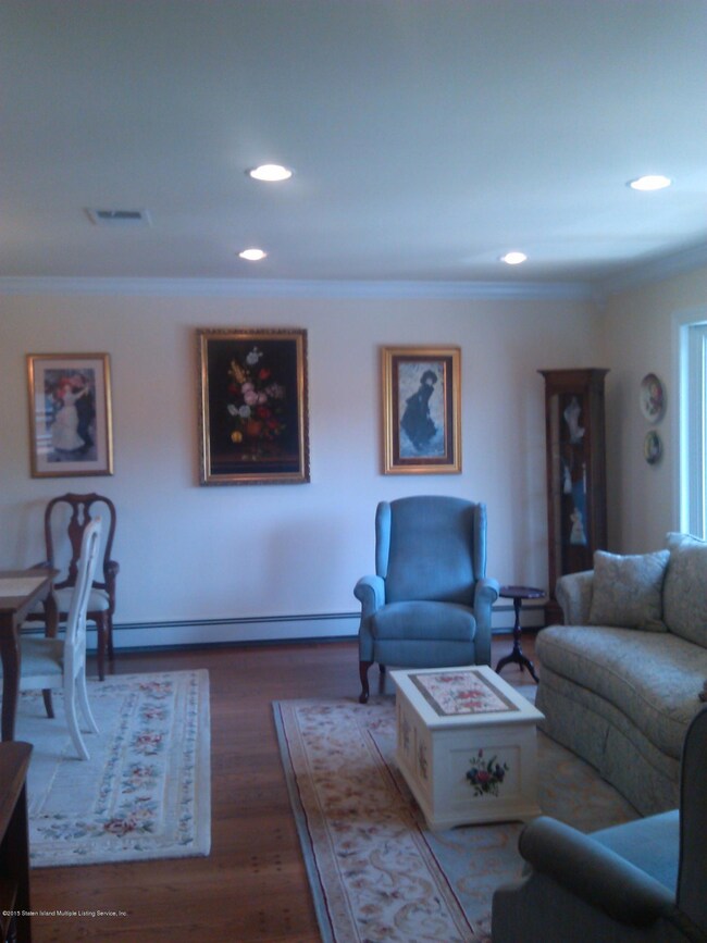 66 Woodlawn Ave, Staten Island, NY 10305 - photo 6