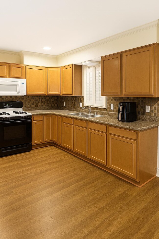 1412 Eleanor St, Kennett, MO 63857 - photo 4