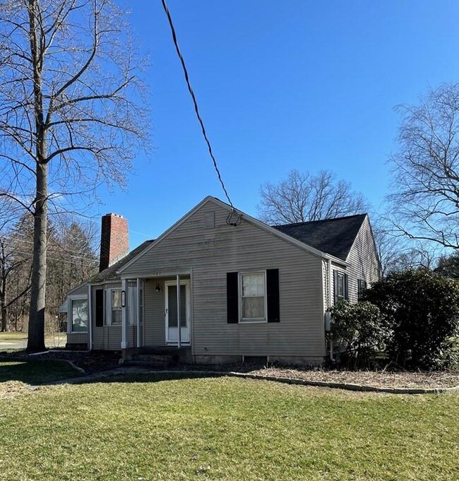 187 Morgan St, South Hadley, MA 01075 - photo 7