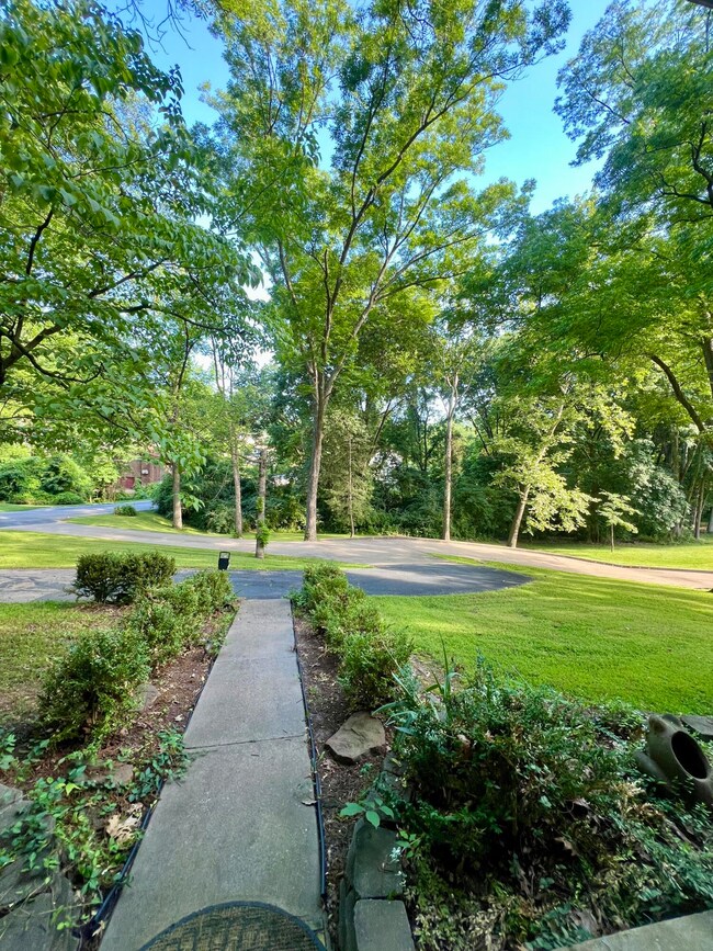 1600 Jefferson Dr unit 1600 Jefferson Drive, Boonville, MO 65233 - photo 4