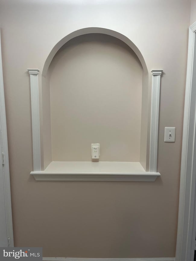 10328 Sager Ave unit 203, Fairfax, VA 22030 - photo 5