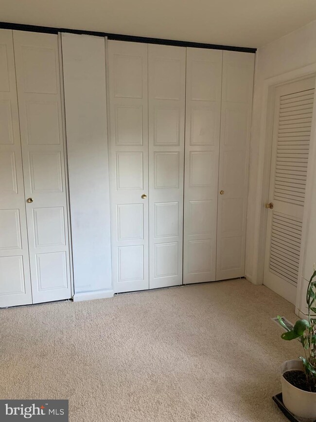 1020C Brixton Ct, Sterling, VA 20164 - photo 7