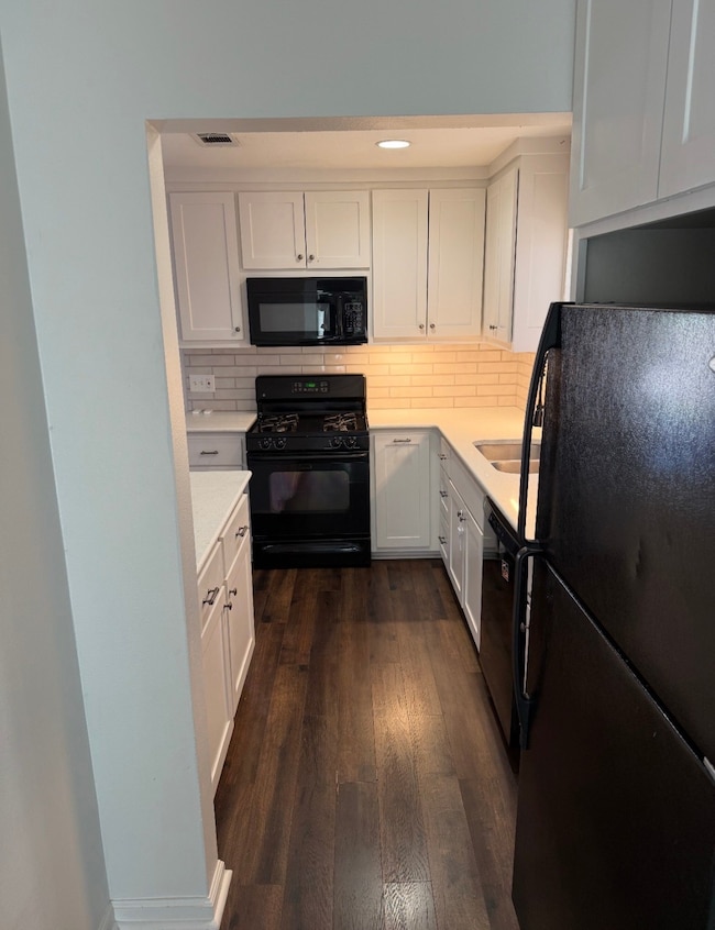 1406 Kirwin St, Galveston, TX 77551 - photo 6