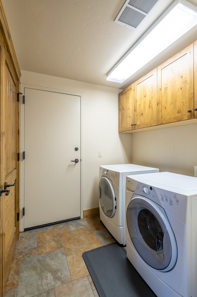 600 Grand Dr unit 19, Bigfork, MT 59911 - photo 5