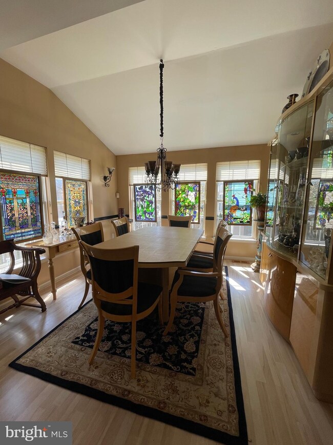 7 Yorktown Ct, Woodbury, NJ 08096 - photo 2