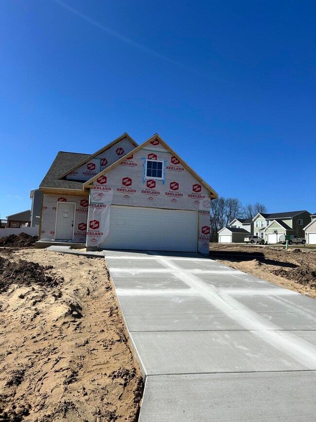 581 Hawk Wood Ct, Cedar Springs, MI 49319 - photo 2