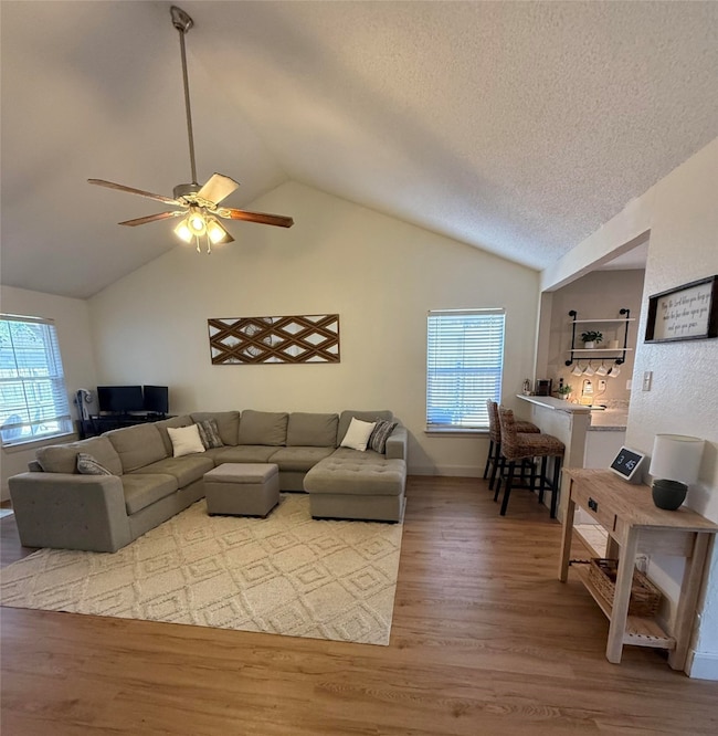 2612 Forestview Dr, Corinth, TX 76210 - photo 4