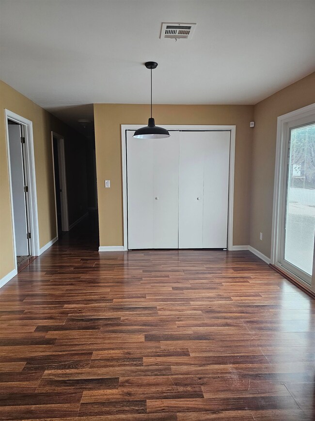 2001 E Maple Ave, Enid, OK 73701 - photo 6