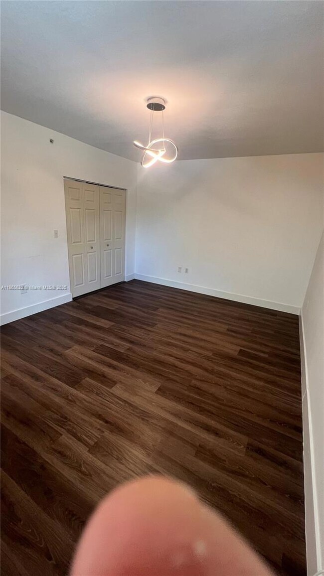 Venture At Aventura East unit 227, Aventura, FL 33180 - photo 5