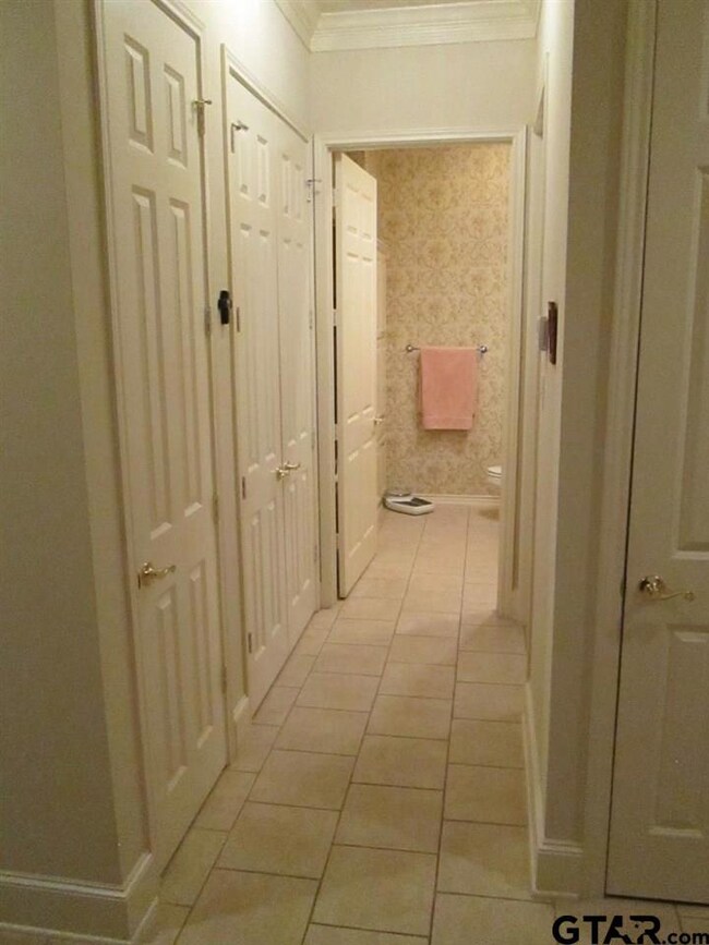 2310 Dietz Ln, Tyler, TX 75701 - photo 4