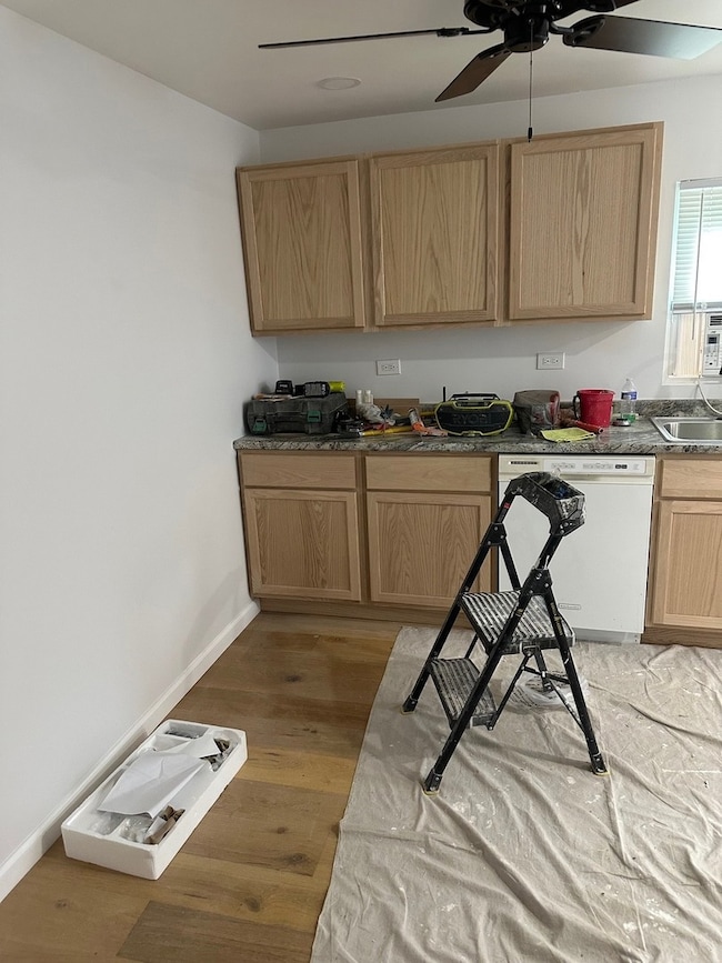 380 Ivanhoe Rd, Grayslake, IL 60030 - photo 3