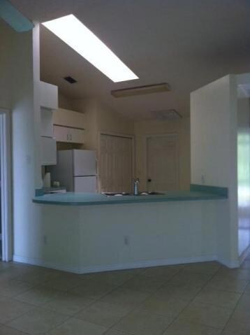 4532 SW Beta Ln, Port Saint Lucie, FL 34953 - photo 7