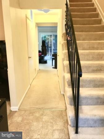 8220 Wycliffe Ct, Manassas, VA 20109 - photo 6