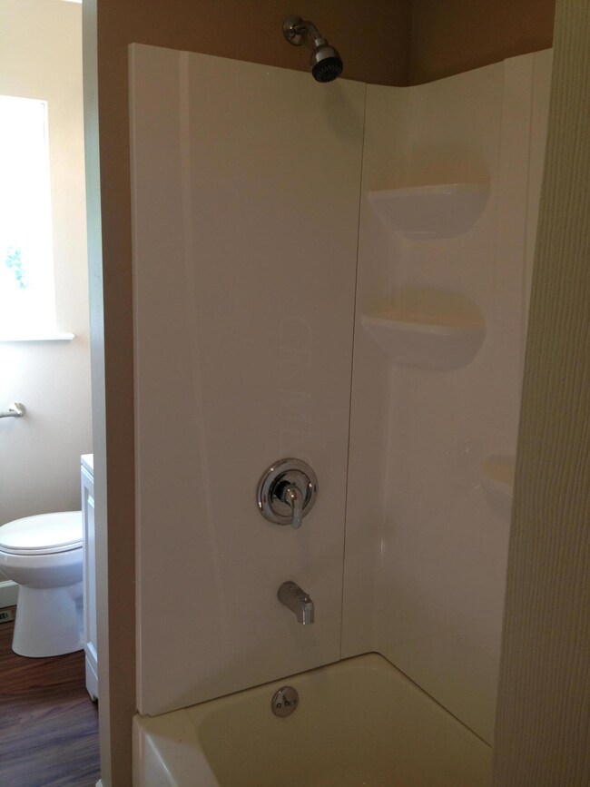 3555 Torwood Rd, Columbus, OH 43232 - photo 6