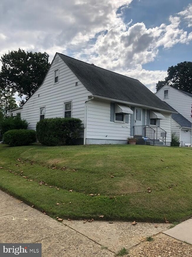 401 Greenwich Ave, Paulsboro, NJ 08066 - photo 2