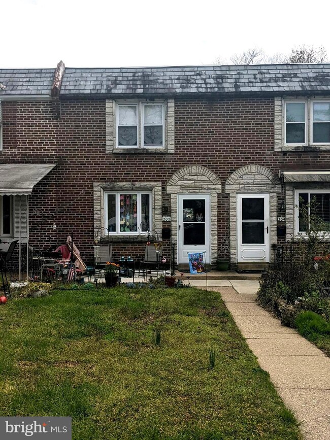 202 Tribet Place, Darby, PA 19023 - photo 2