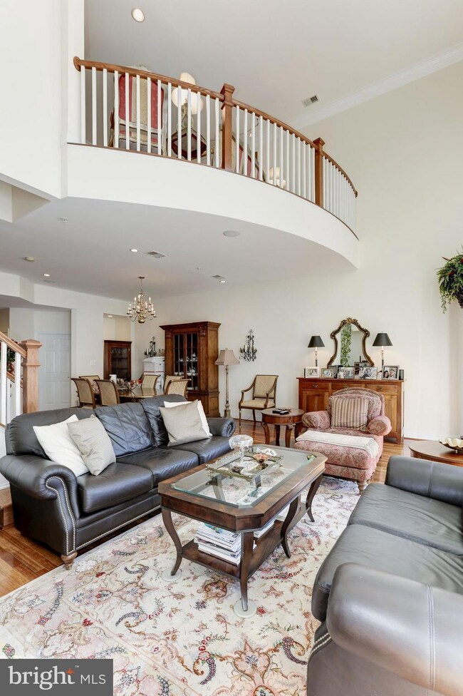 2024 Beacon Heights Dr, Reston, VA 20191 - photo 6