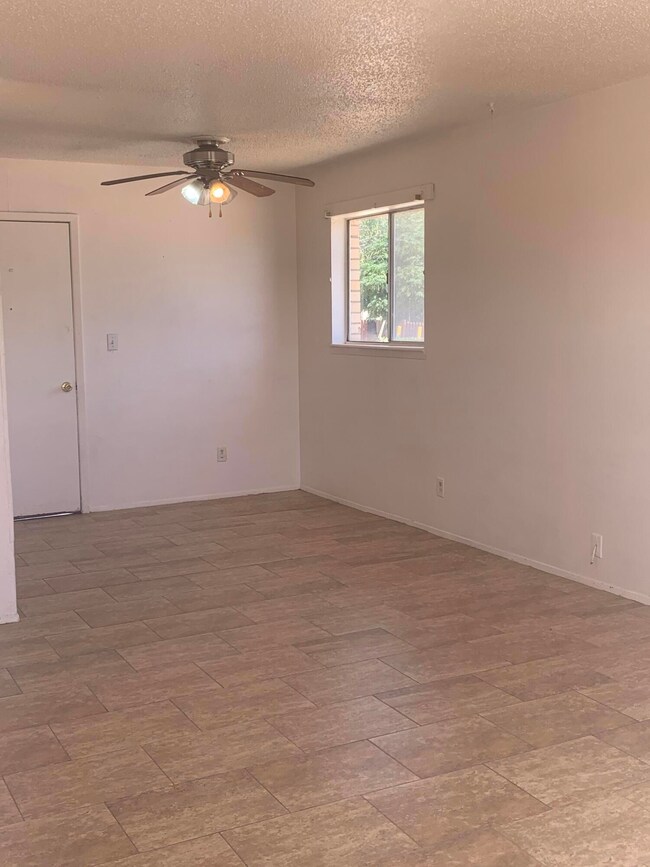 703 Hilton Ave, El Paso, TX 79907 - photo 3