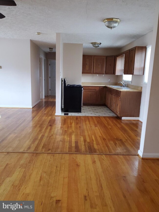 68 Wyche Rd, Stafford, VA 22554 - photo 3