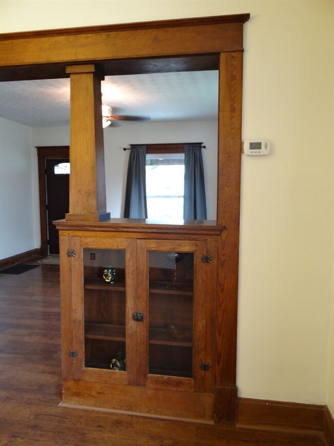 611 N 8th St, Mitchell, IN 47446 - photo 6