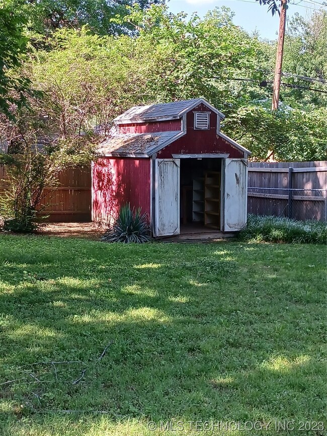 shed