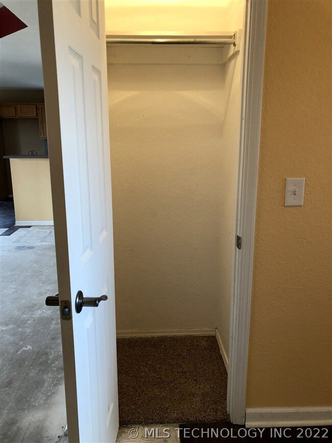 1403 Shenandoah Dr, Ardmore, OK 73401 - photo 5