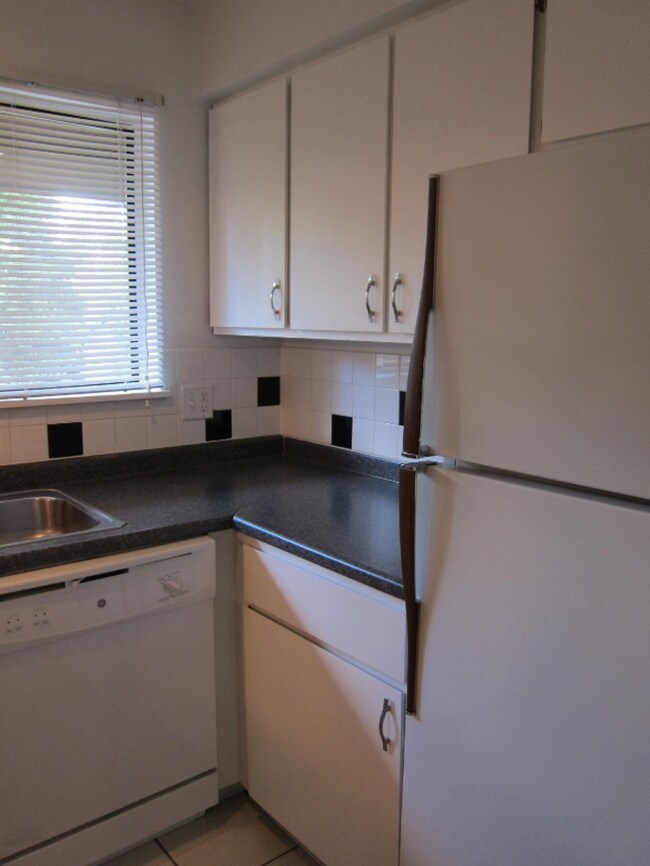 refrig, 3832 GLC, Meadows