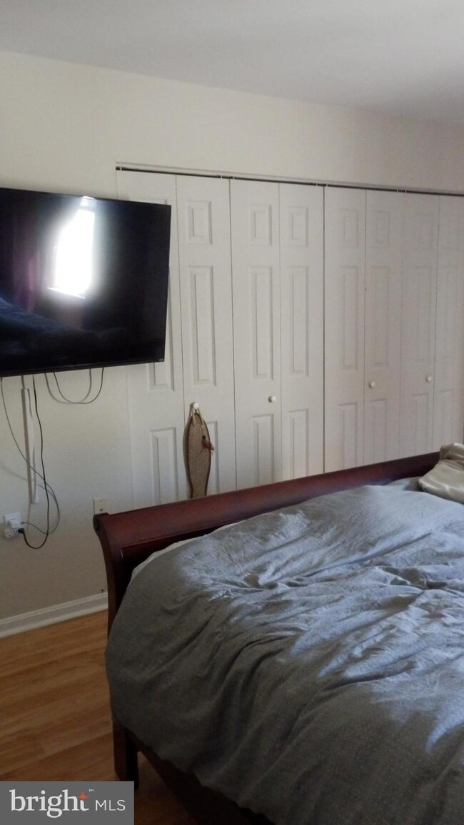 1119 Castle Harbour Way unit 3B, Glen Burnie, MD 21060 - photo 2