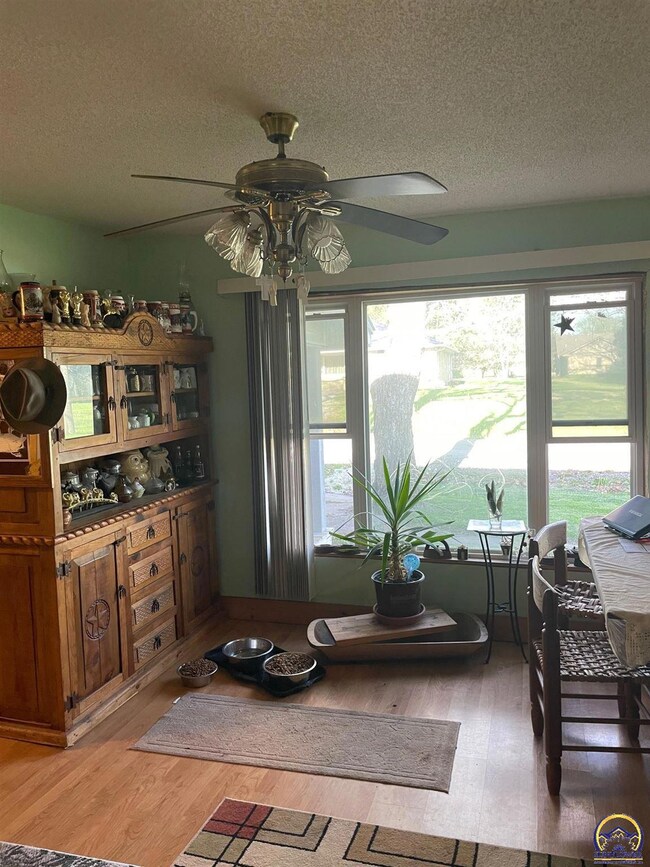 121 Walnut, Overbrook, KS 66524 - photo 6