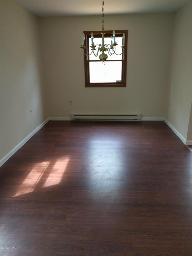 668 Avenue C, Stroudsburg, PA 18360 - photo 5