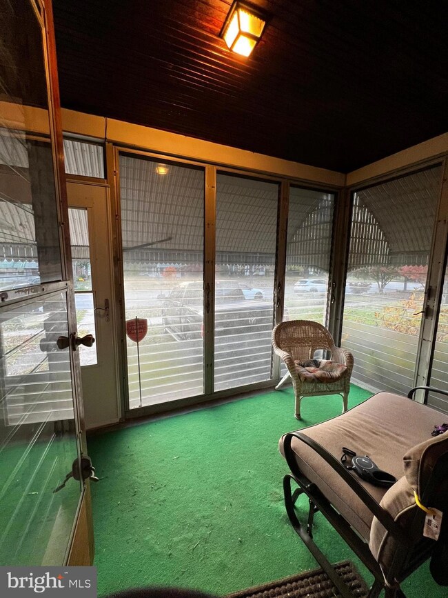 2637 Liberty Pkwy, Dundalk, MD 21222 - photo 4