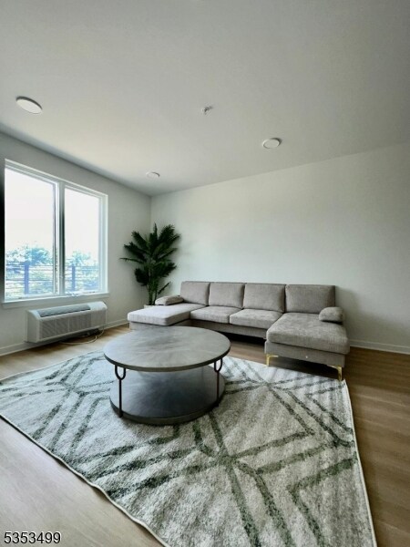 321 E 3rd St unit 421, Plainfield, NJ 07060 - photo 4