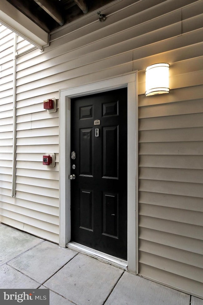 11327 Aristotle Dr unit 5-106, Fairfax, VA 22030 - photo 6