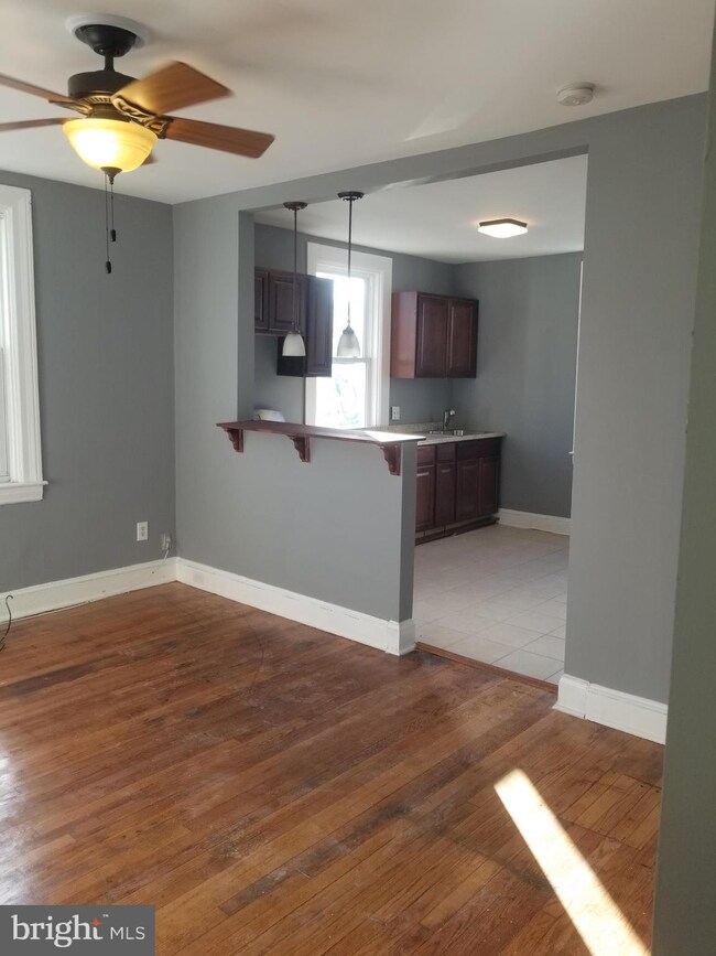 5135 Harford Rd unit 2, Baltimore, MD 21214 - photo 4