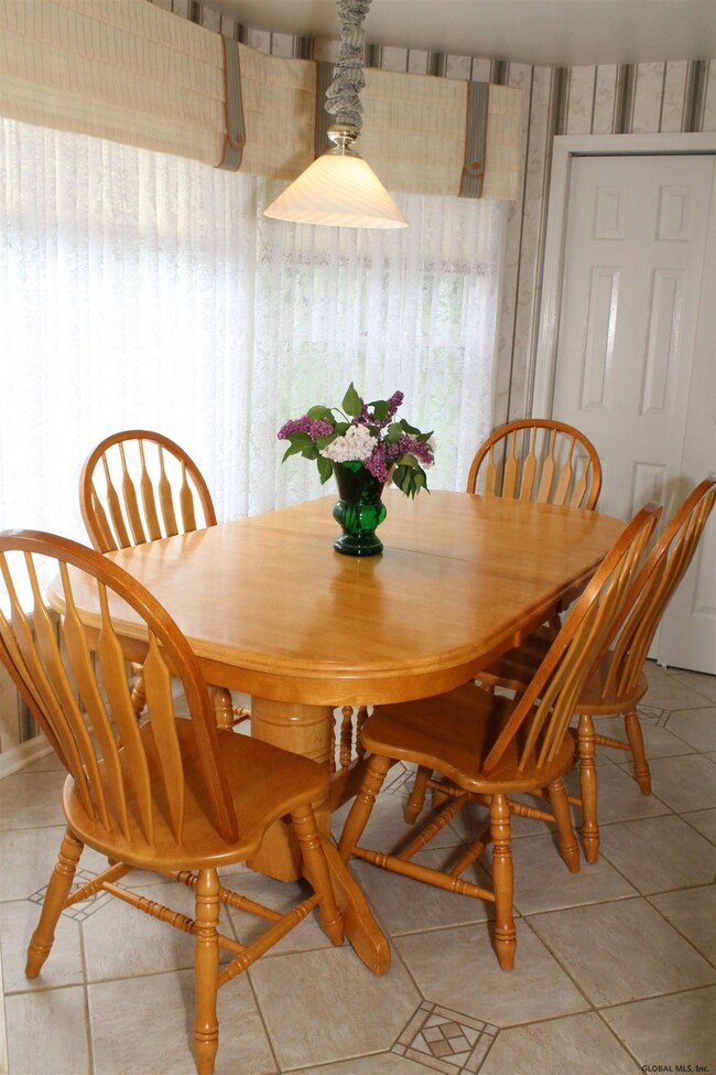 150 Droms Rd, Schenectady, NY 12302 - photo 4