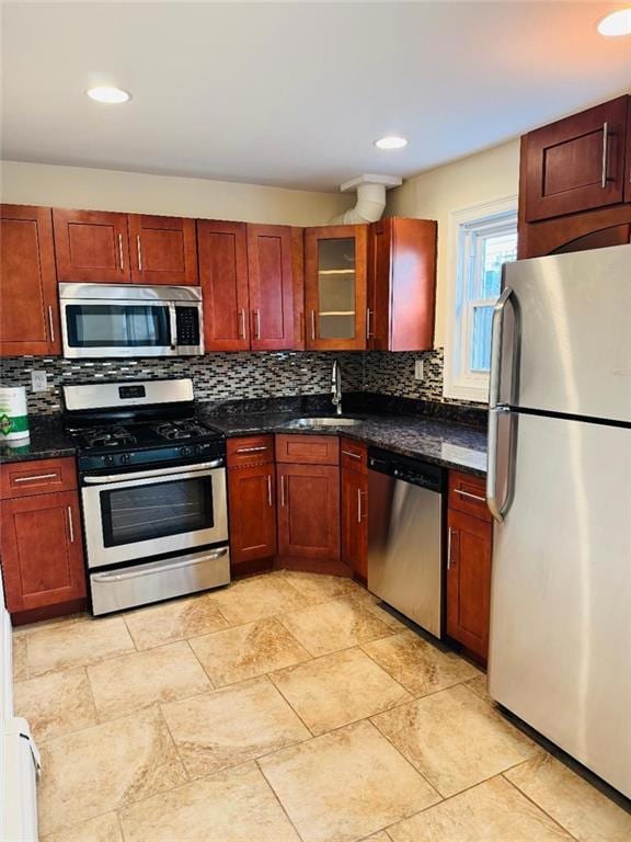 185 Beach 61st St unit 2, Arverne, NY 11692 - photo 2
