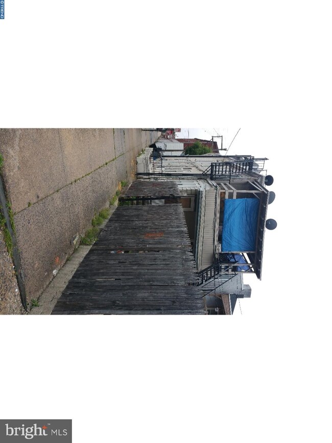 1029 Windsor St, Reading, PA 19604 - photo 3