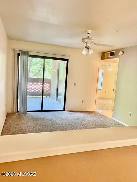 Living Room/Patio