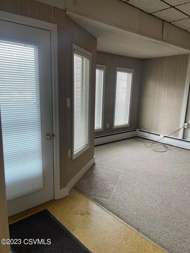 122 N Main Apt 3 St, Herndon, PA 17830 - photo 5