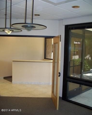 908 W. Chandler Blvd Reception Area