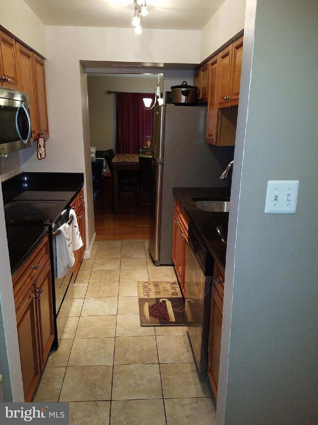 9003 Congress Place, Landover, MD 20785 - photo 5