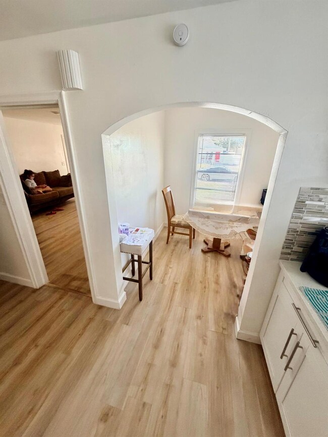 443 Wilder St, West Palm Beach, FL 33405 - photo 7