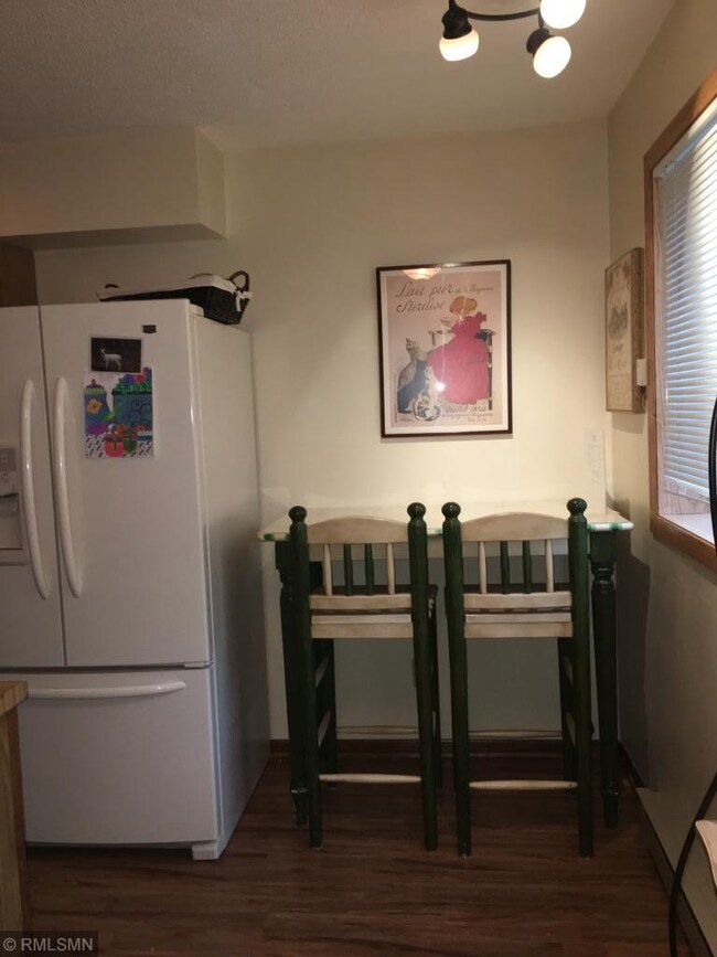 Breakfast area in the kitchen.